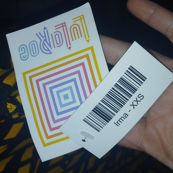 Lularoe Irma - Picture 4 of 7